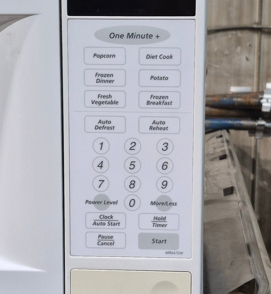 Used Samsung RV Microwave 20 1/4" W x 11 1/2" H x 13 1/2" D - Young Farts RV Parts