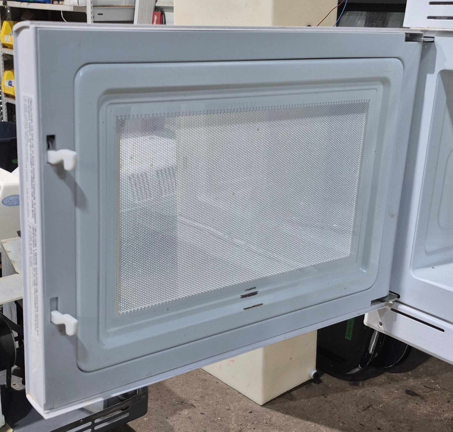 Used Samsung RV Microwave 20 1/4" W x 11 1/2" H x 13 1/2" D - Young Farts RV Parts