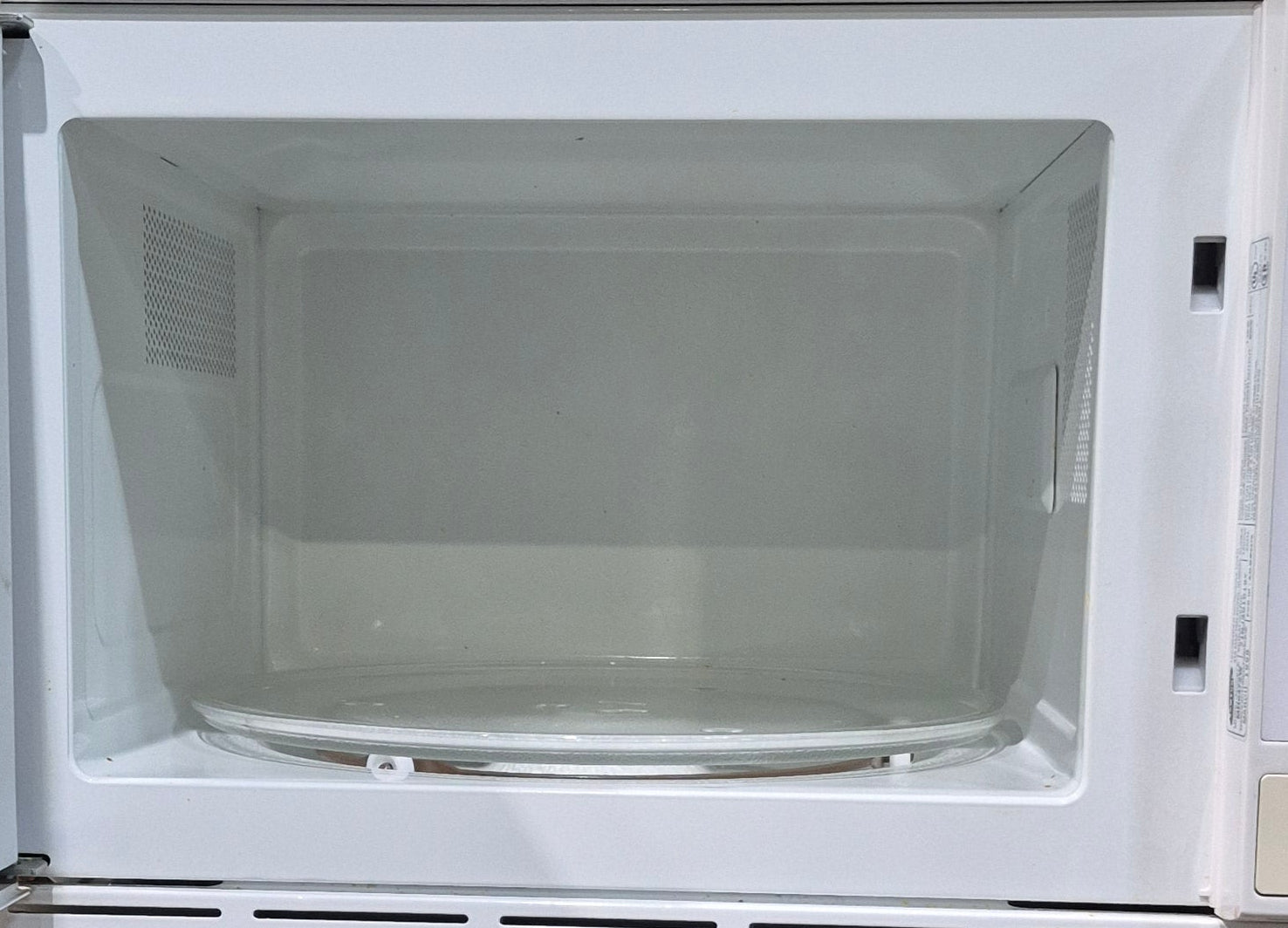 Used Samsung RV Microwave 20 1/4