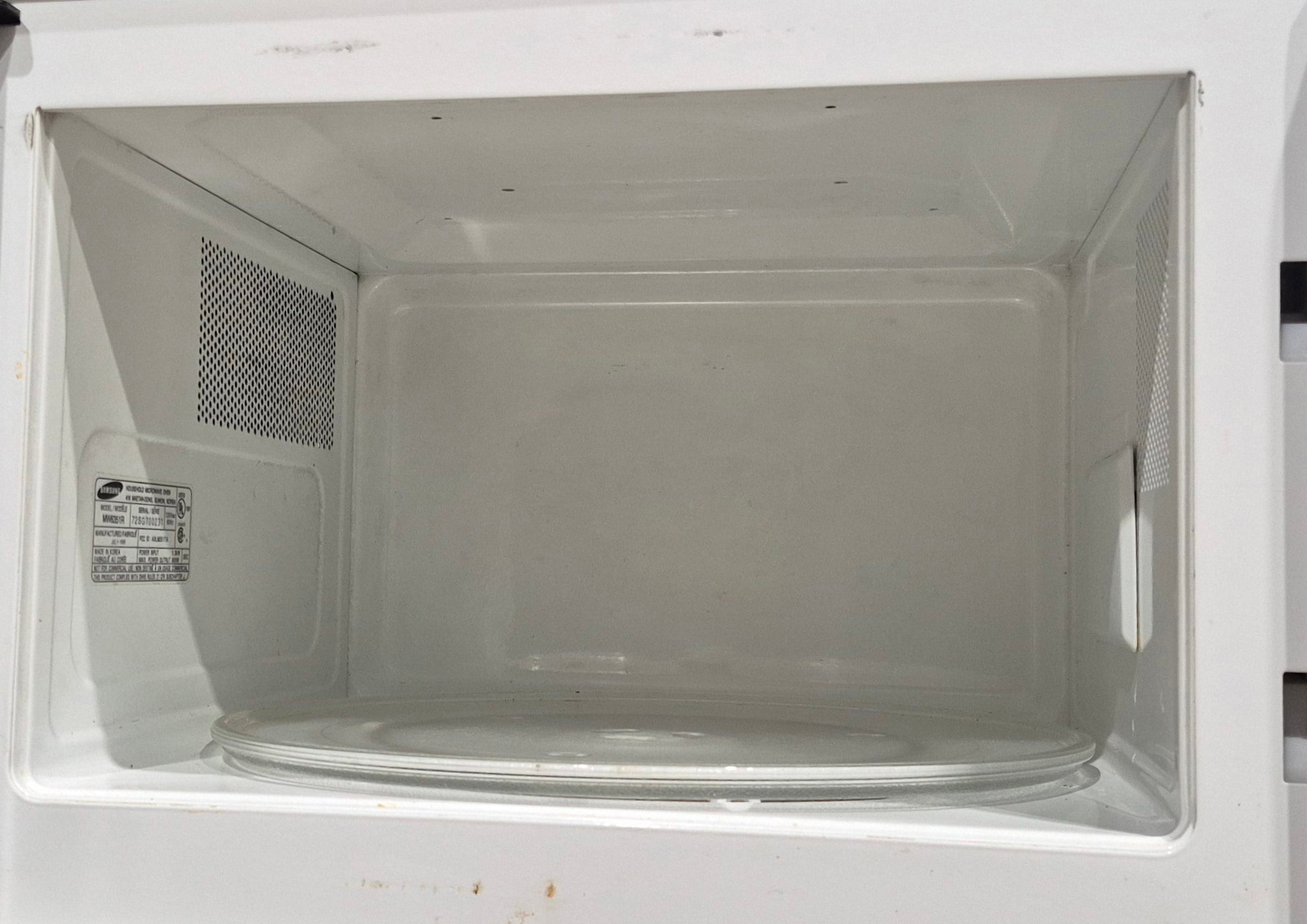 Used SAMSUNG RV Microwave 21 1/2" W x 12 1/" H x 14 1/2" D - Young Farts RV Parts