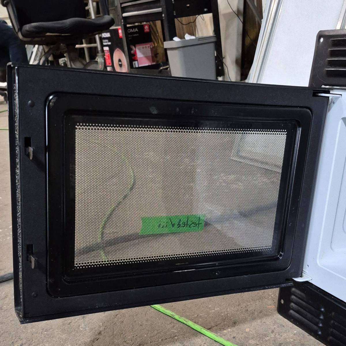 Used Samsung RV Microwave - MR1032BB - Young Farts RV Parts