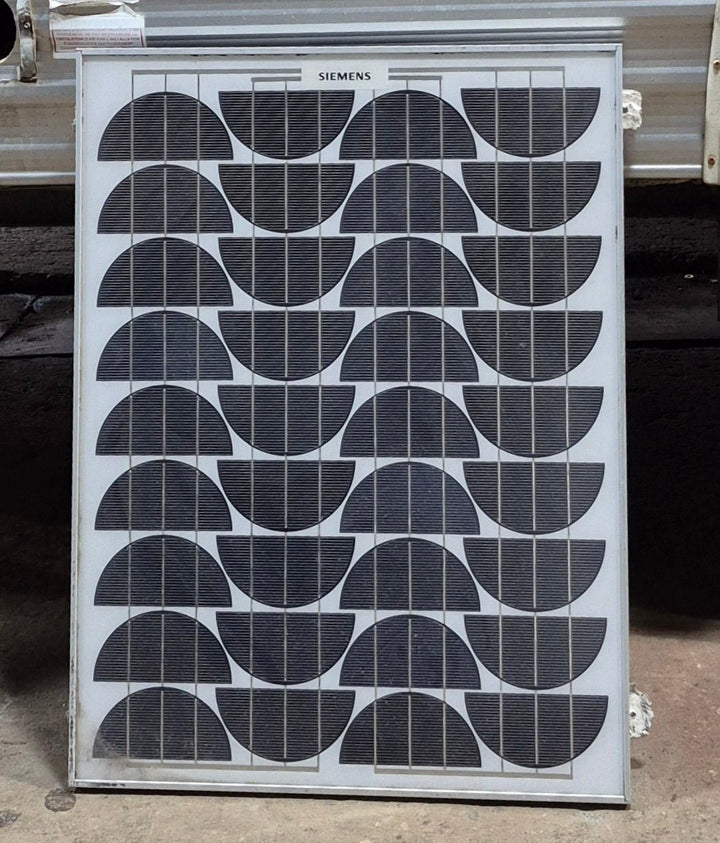 Used SIEMENS Solar Panel 50 WATT - Model SR50 - Young Farts RV Parts