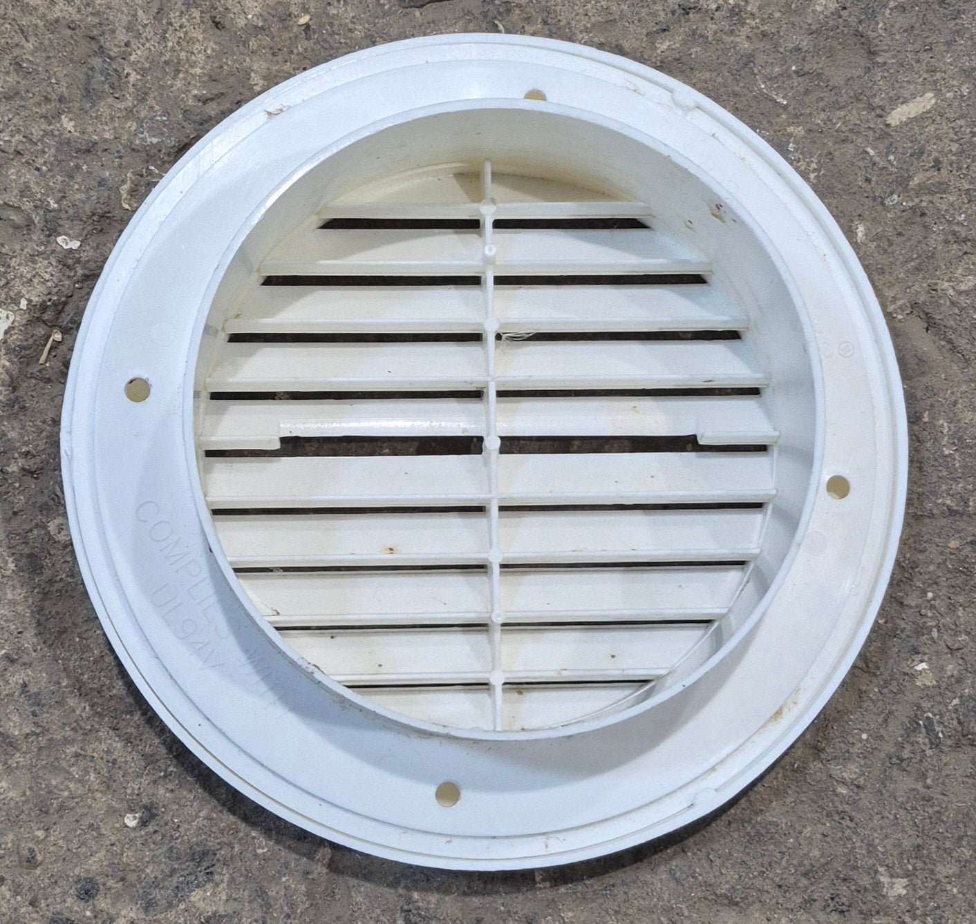 Used Single 5” Off White A/C Ducting - single - Young Farts RV Parts