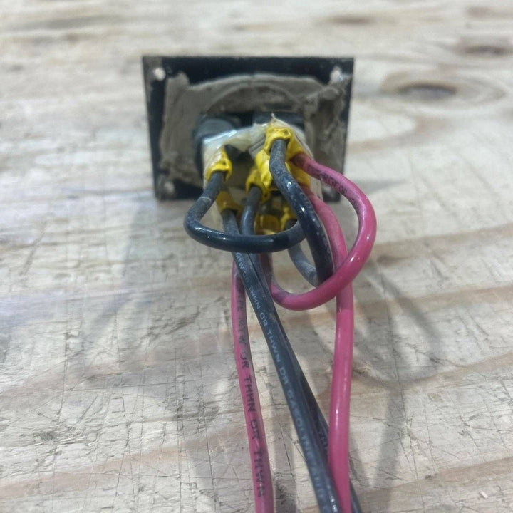Used Single Landing Gear Legs Toggle Switch with key on/off - CHILY 7026 - Young Farts RV Parts