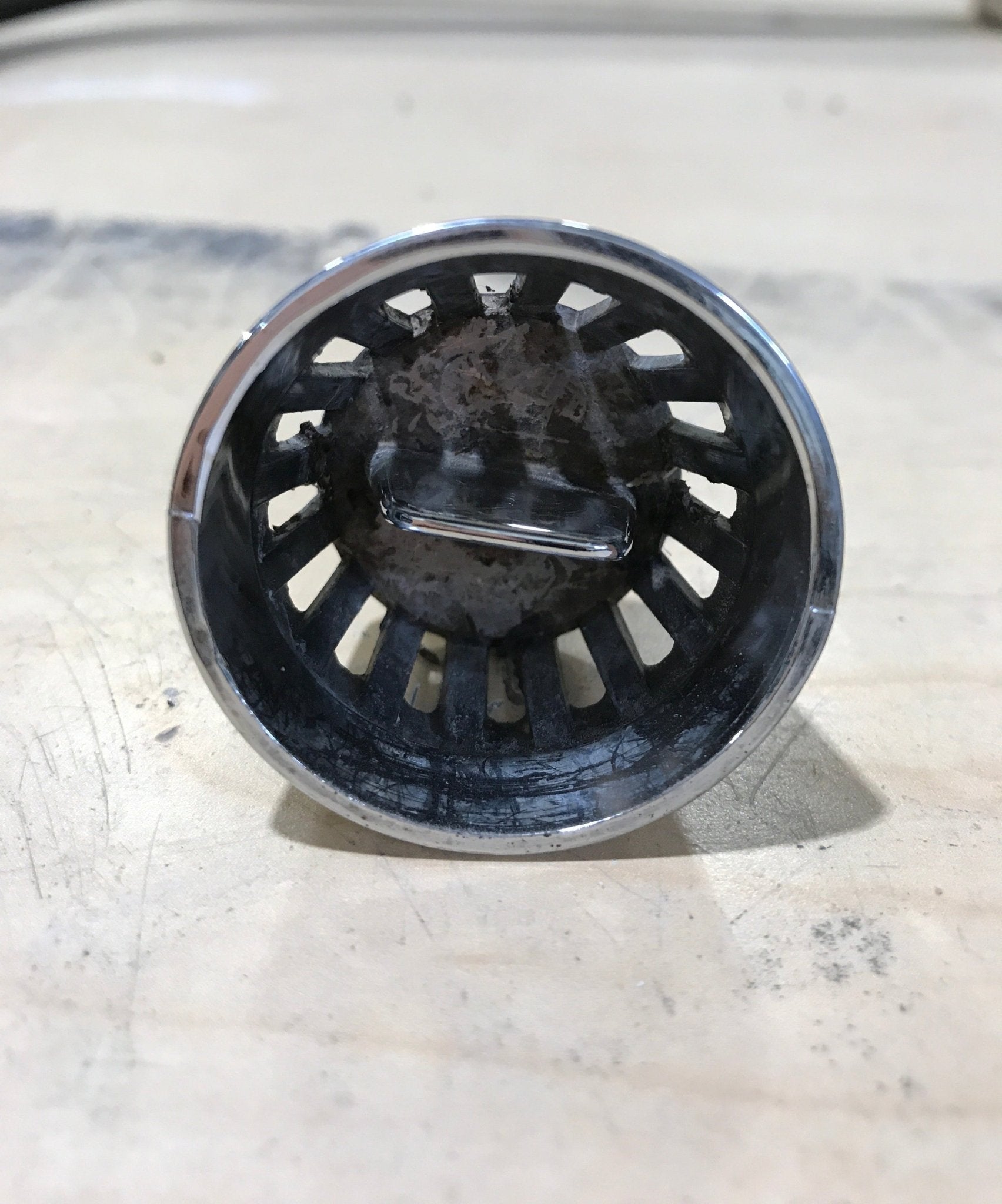 USED Sink Stopper Drain 1 1/2" - Young Farts RV Parts