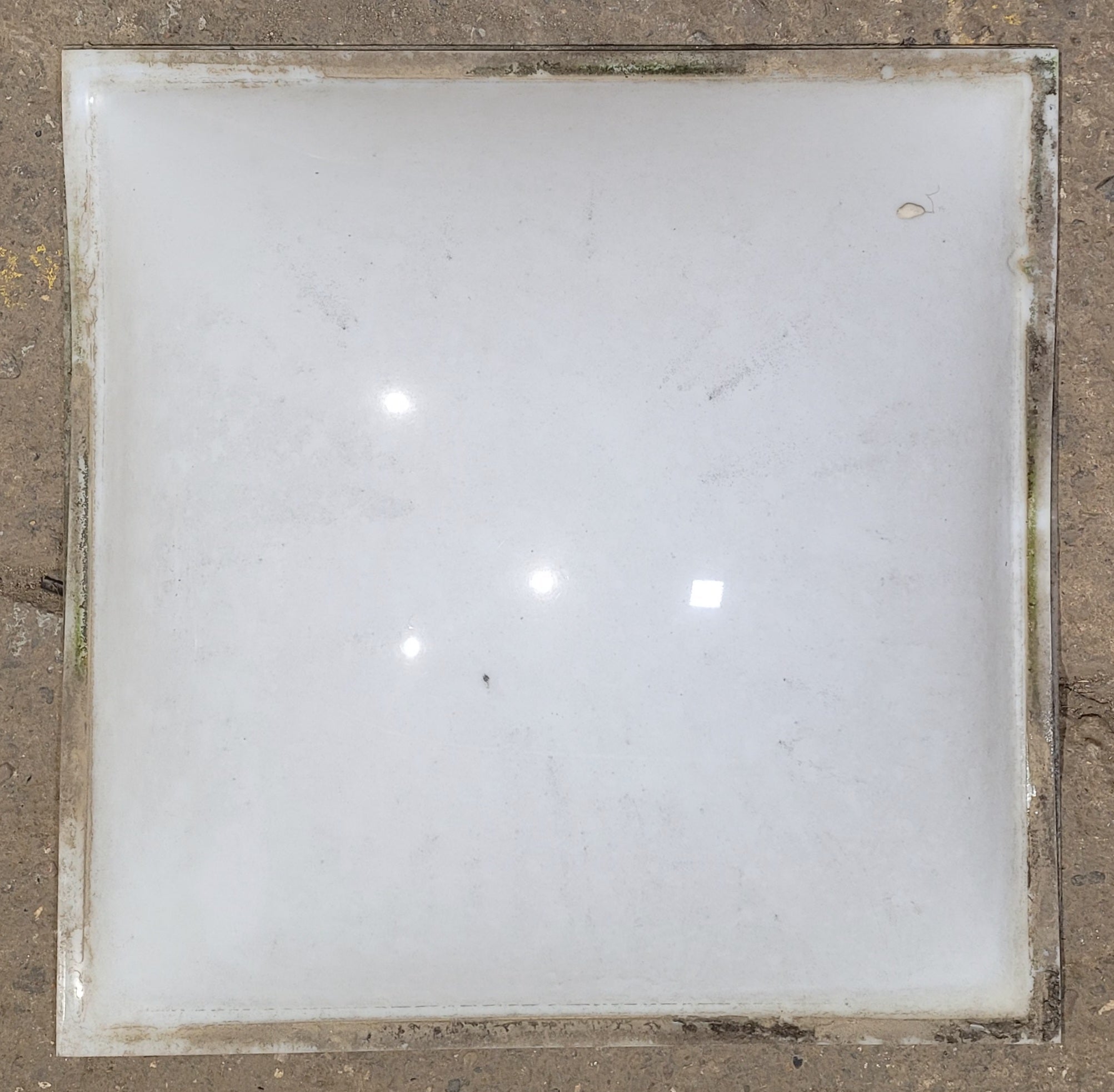 Used Skylight 24" X 24" - Young Farts RV Parts