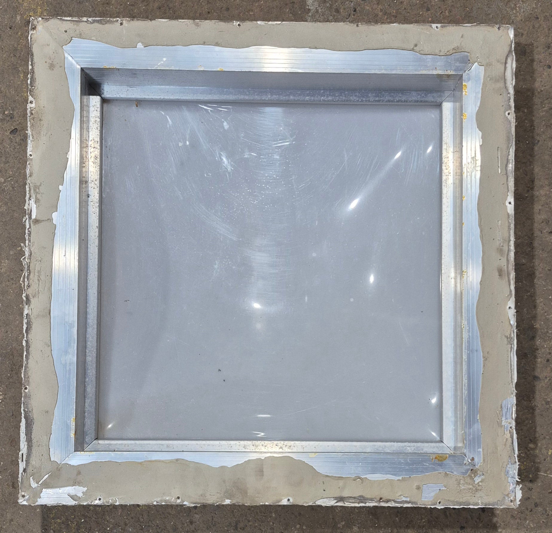 Used Skylight 28 1/2" x 28 1/2" (with inner skylight) - Young Farts RV Parts