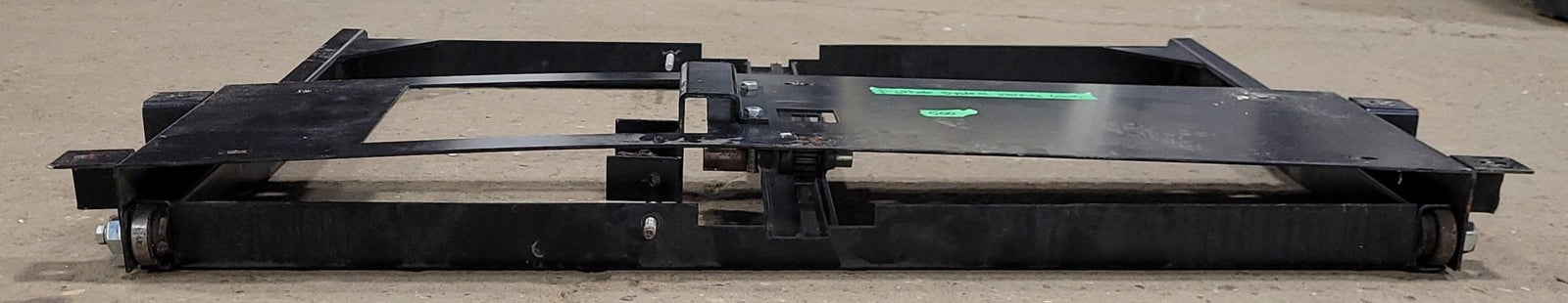 Used Slide Out System - No motor - Young Farts RV Parts