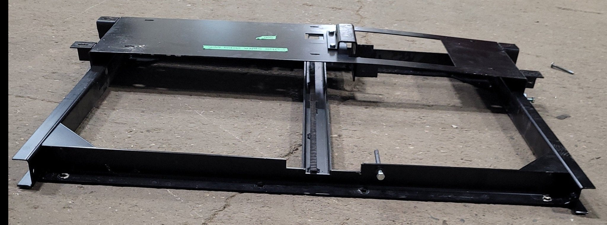 Used Slide Out System - No motor - Young Farts RV Parts