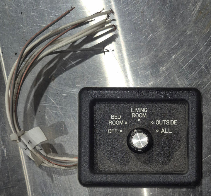 Used Speaker Selector Switch, 5 Zone - PL2015 - Young Farts RV Parts