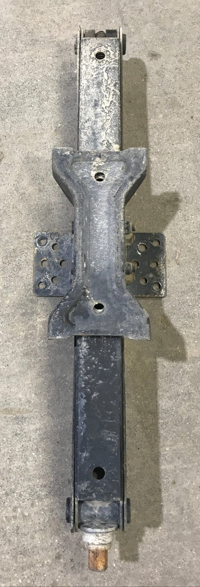 Used Stabilizer Jack 26" - Young Farts RV Parts