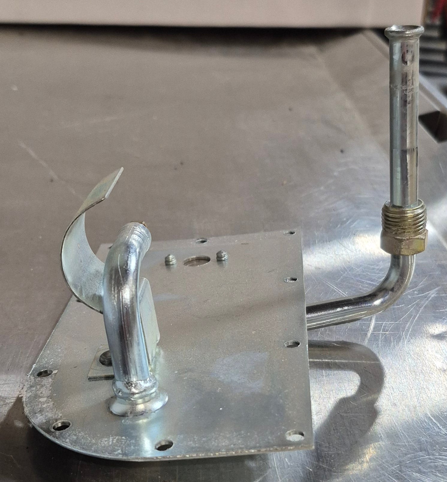 Used Suburban Furnace Manifold Assembly 171596 - Young Farts RV Parts