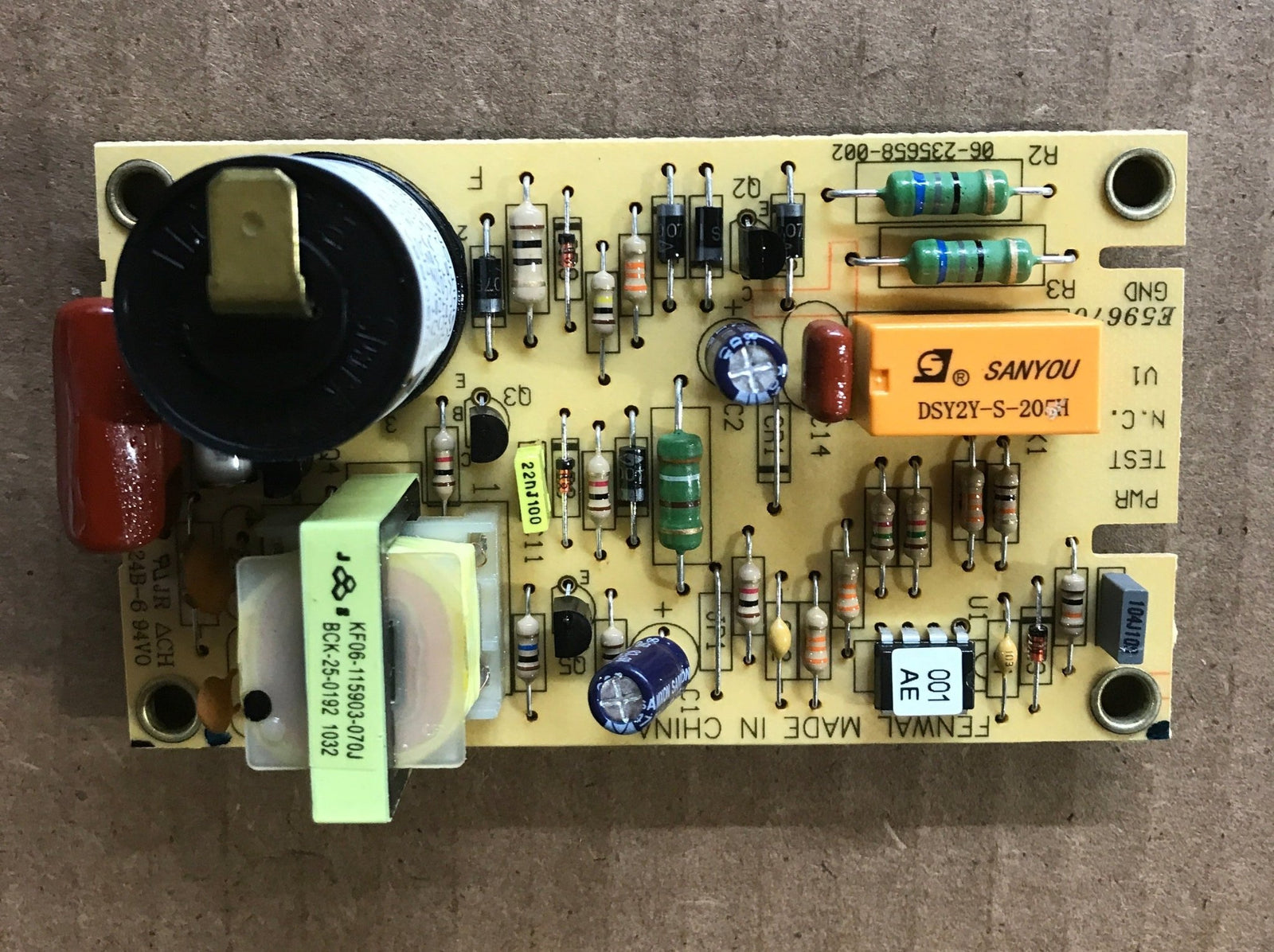 USED Suburban Mfg Ignition Control Circuit Board 520814 - Young Farts RV Parts