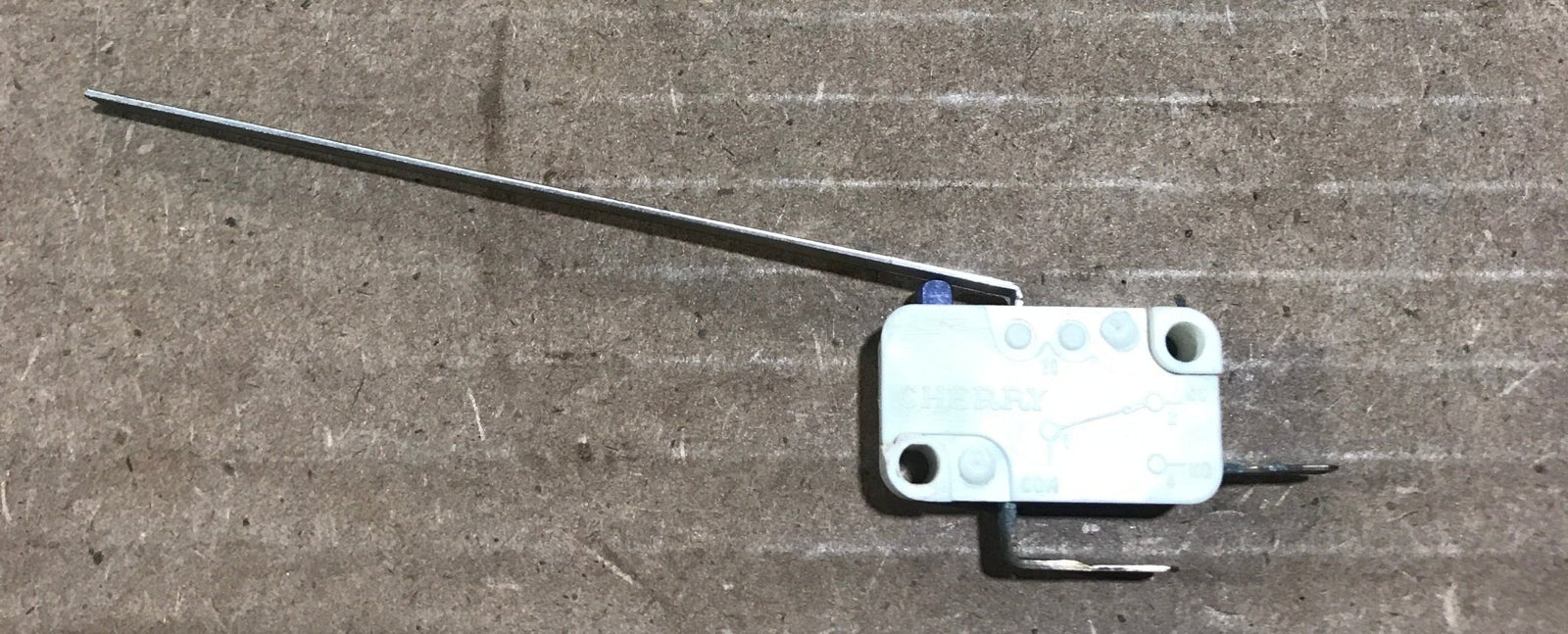 USED Suburban Sail Switch 232261 - Young Farts RV Parts