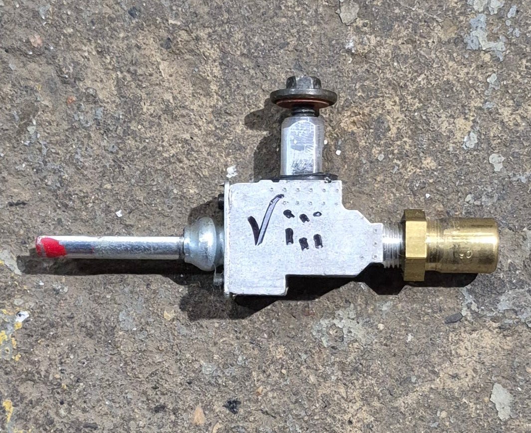 Used Suburban Top Burner Valve, Center - 161205 - Young Farts RV Parts