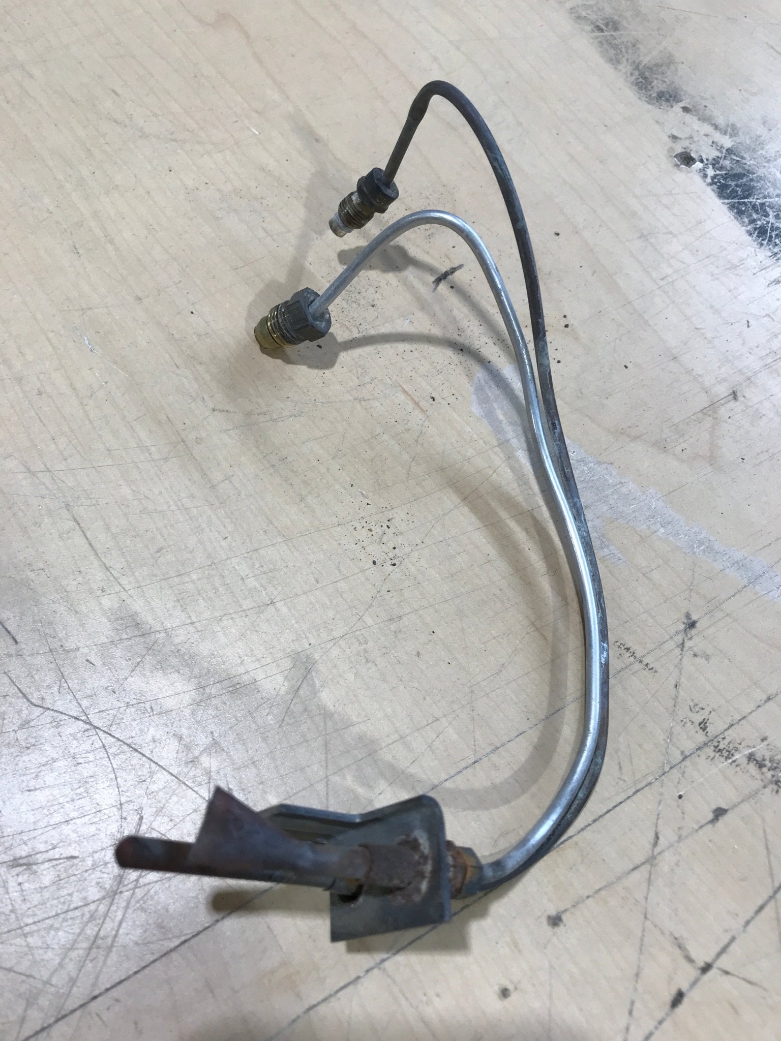 Used Suburban Water Heater Pilot Assembly - 161156 - Young Farts RV Parts