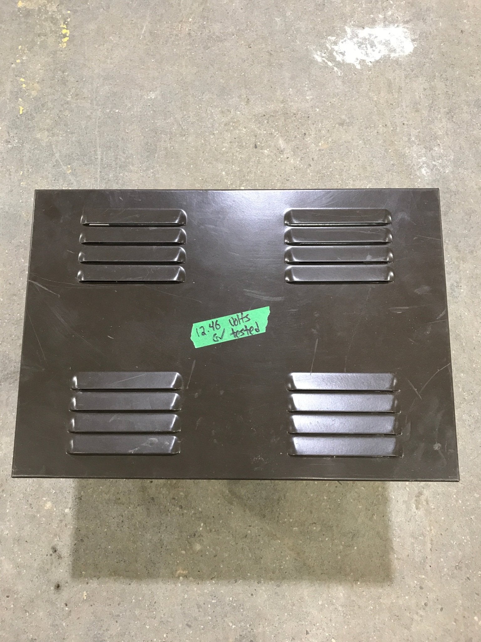 Used SYSTEM MONITORS 30 AMP Converter TNC300D - Young Farts RV Parts