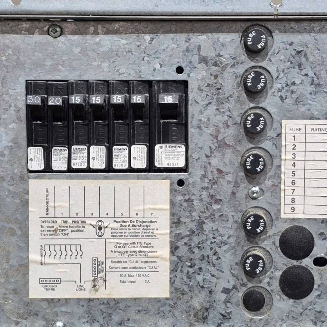 Used System Monitors Converter, 32 AMP - TNC320D - Young Farts RV Parts