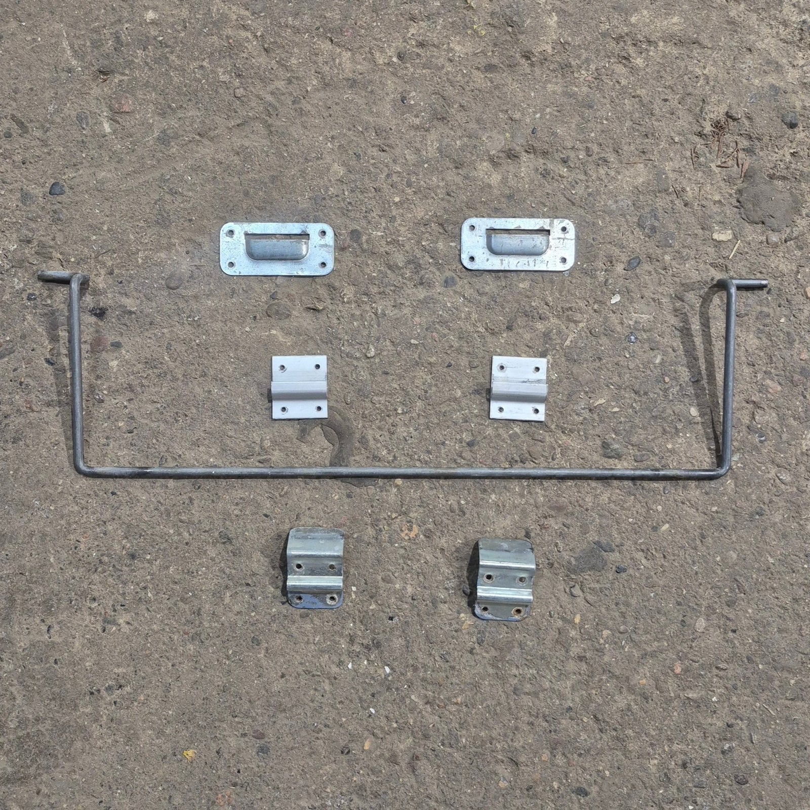 Used Table Wall Mount Kit - Young Farts RV Parts