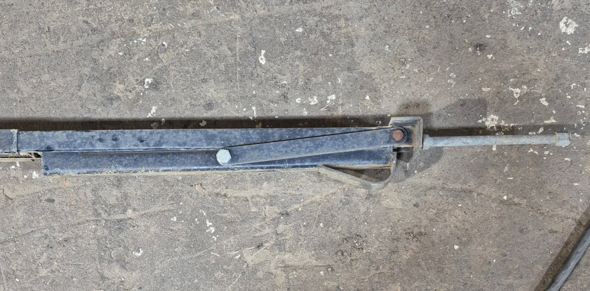 Used Telescopic Stabilizer Jack 79 3/4" - Young Farts RV Parts