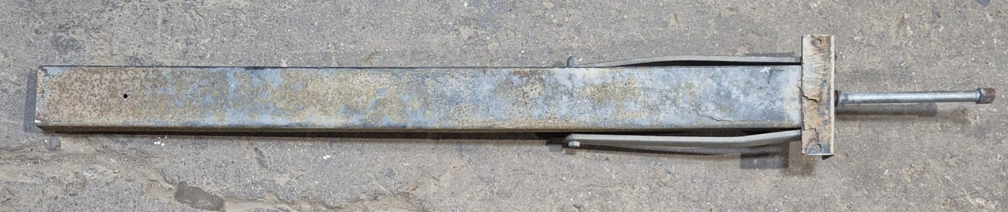 Used Telescopic Stabilizer Jack Wide Channel - Young Farts RV Parts
