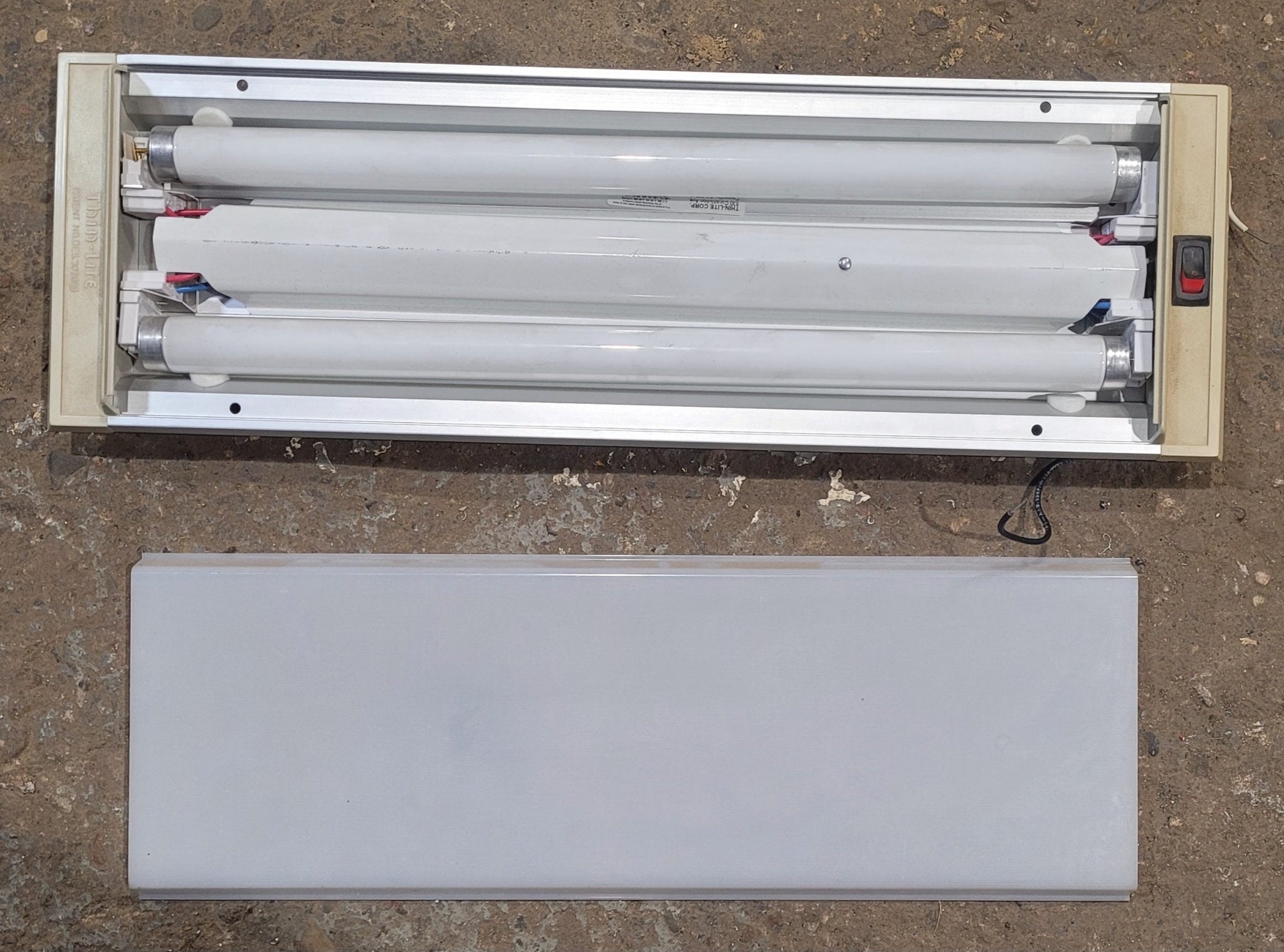 Used Thin - Lite Dual Fluorescent Light Fixture Model 736 - Young Farts RV Parts