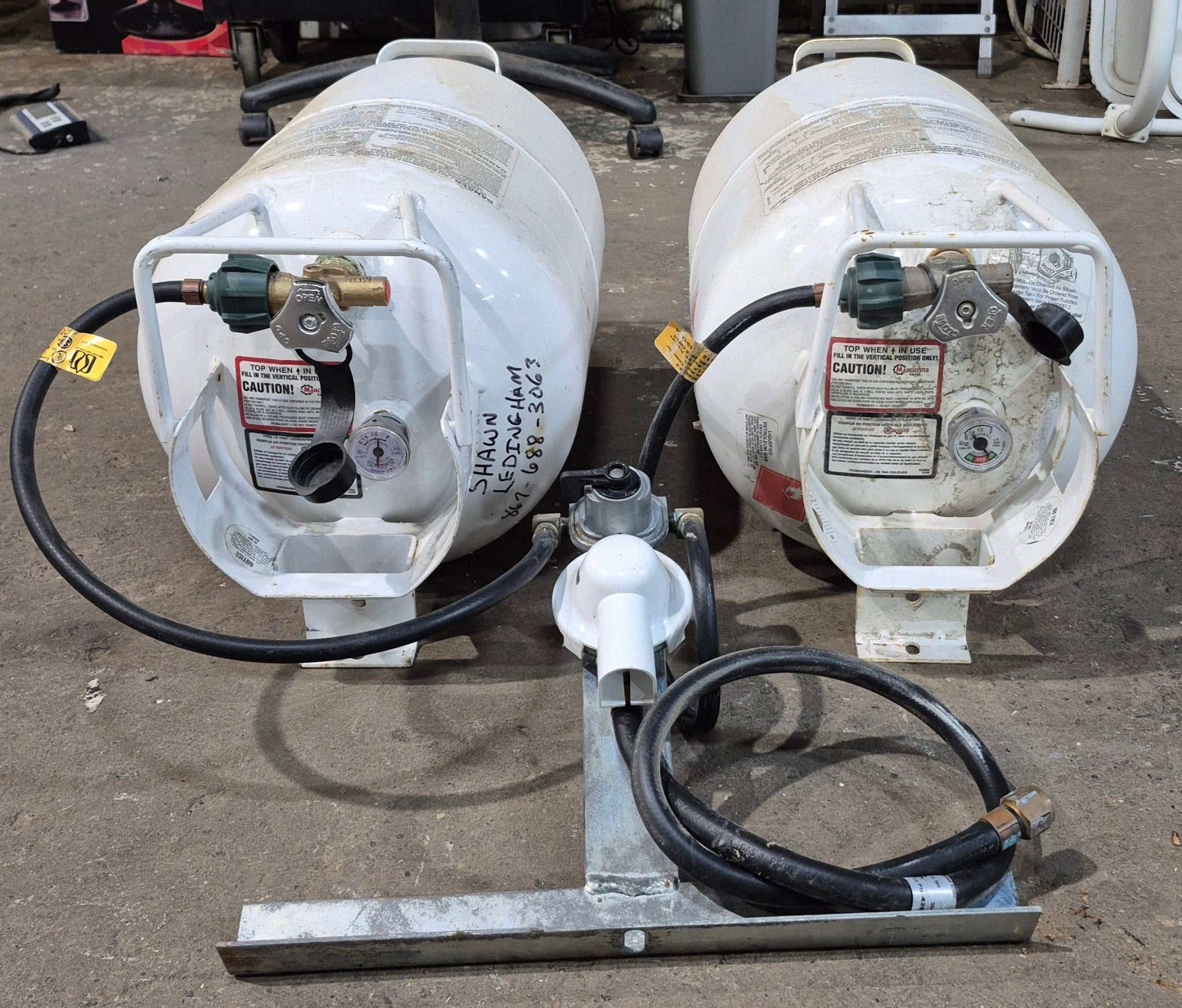 Used Truck Camper Propane Tank Assembly, Horizontal Mount, 30 Pound - Young Farts RV Parts