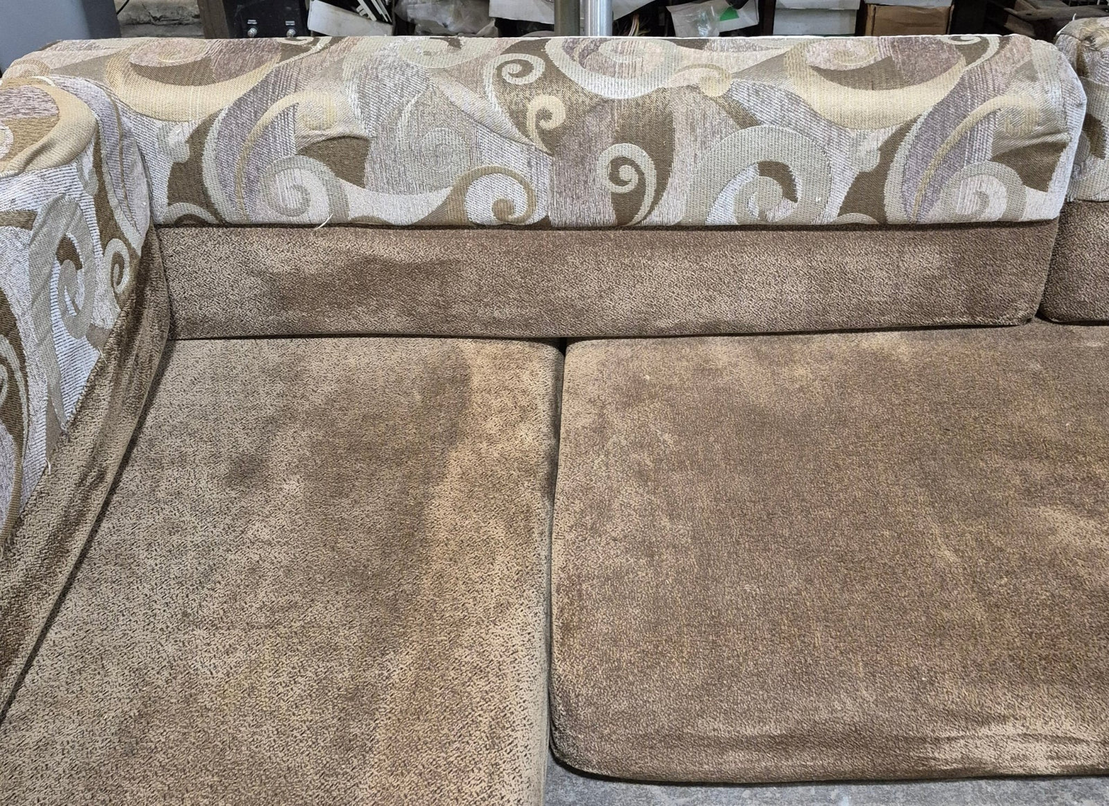 Used U - Shaped Dinette Cushion Set - 7 piece - 86