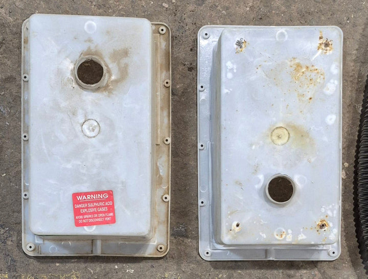 Used Vented Battery Box - Young Farts RV Parts