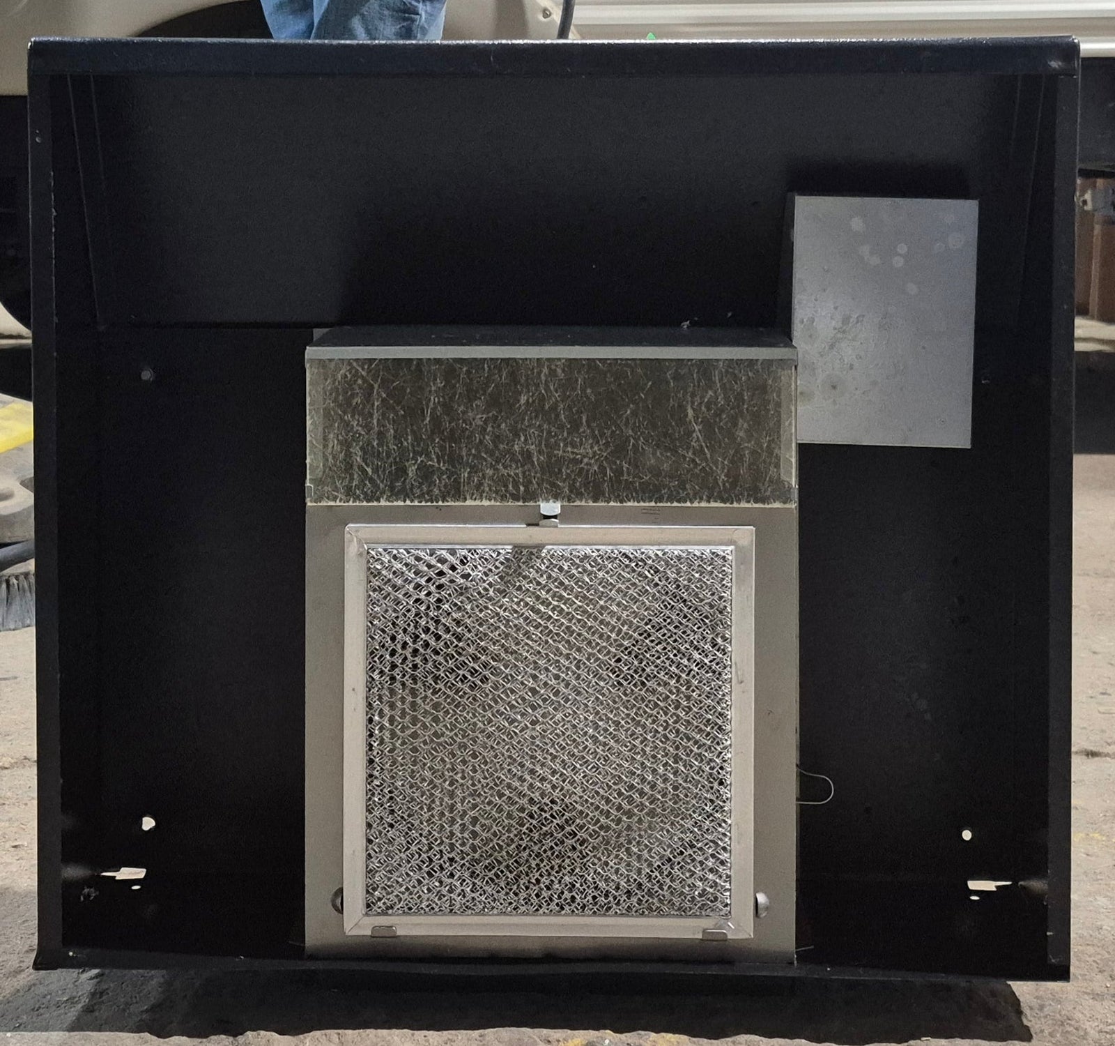 Used Ventline RV Range Hood Fan CC0431-09 - Young Farts RV Parts