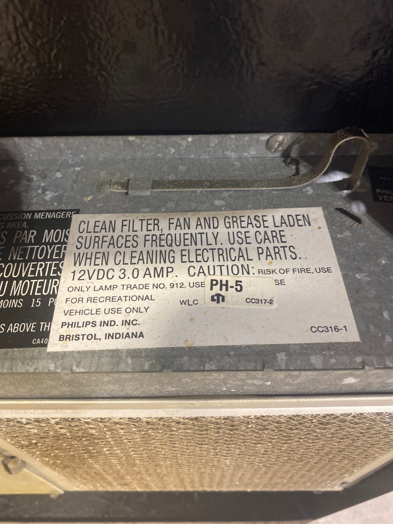 Used Ventline RV Range Hood Fan CC317 - 2 - Young Farts RV Parts