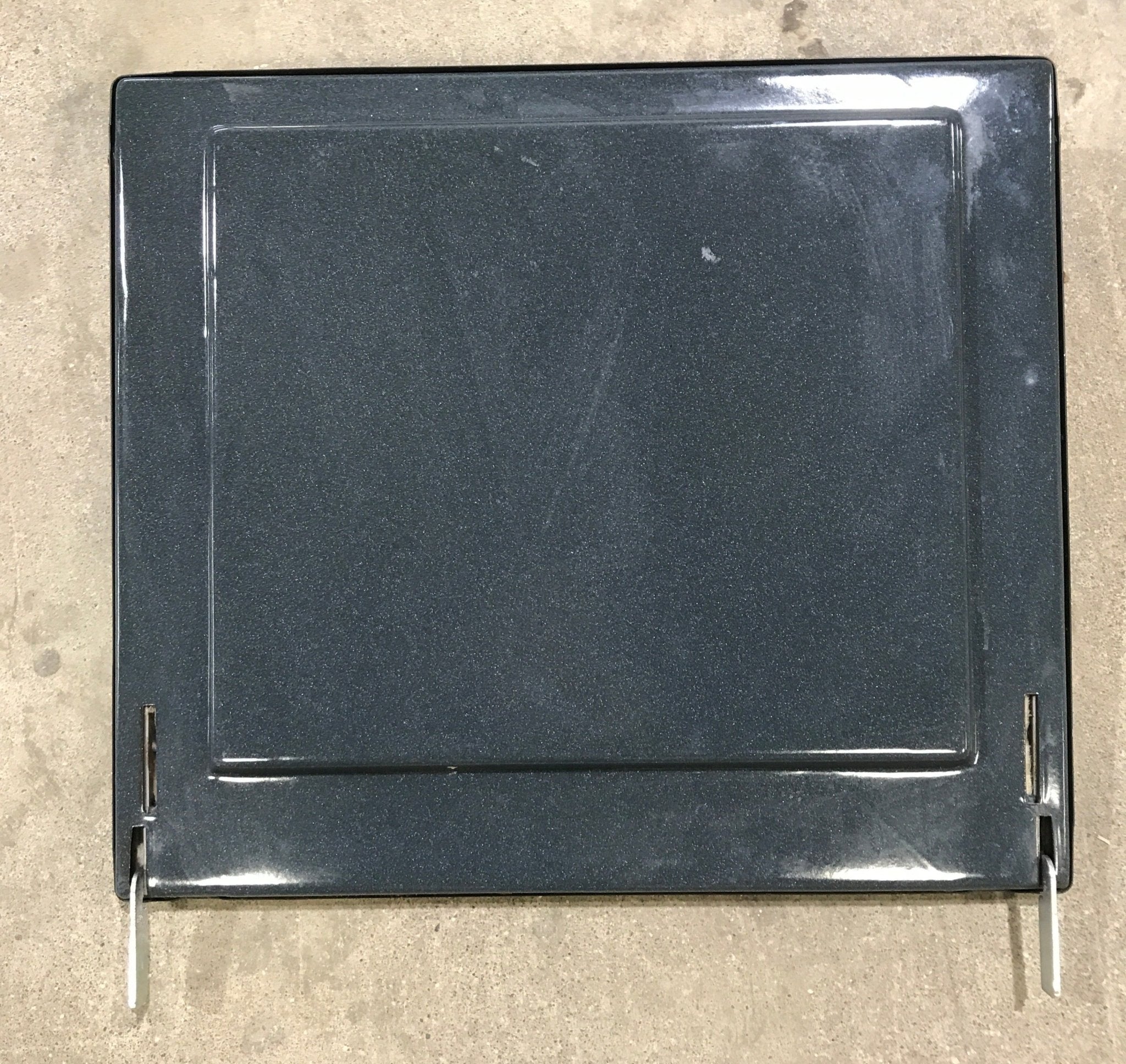 Used Wedgewood Oven Door Fits R2146BB - Young Farts RV Parts