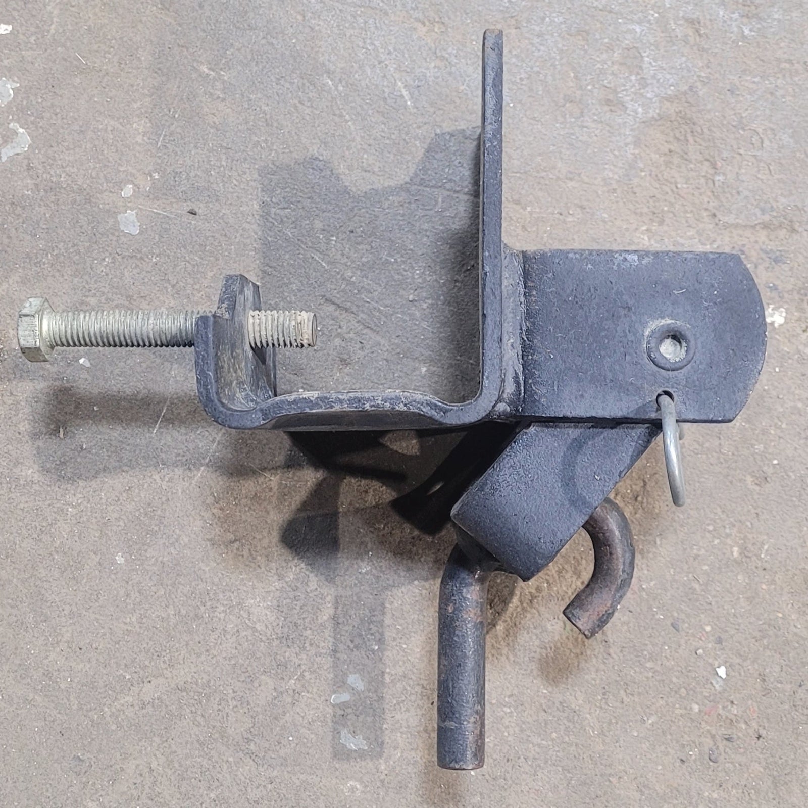 Used Weight Distribution Hook - Up Bracket - Young Farts RV Parts