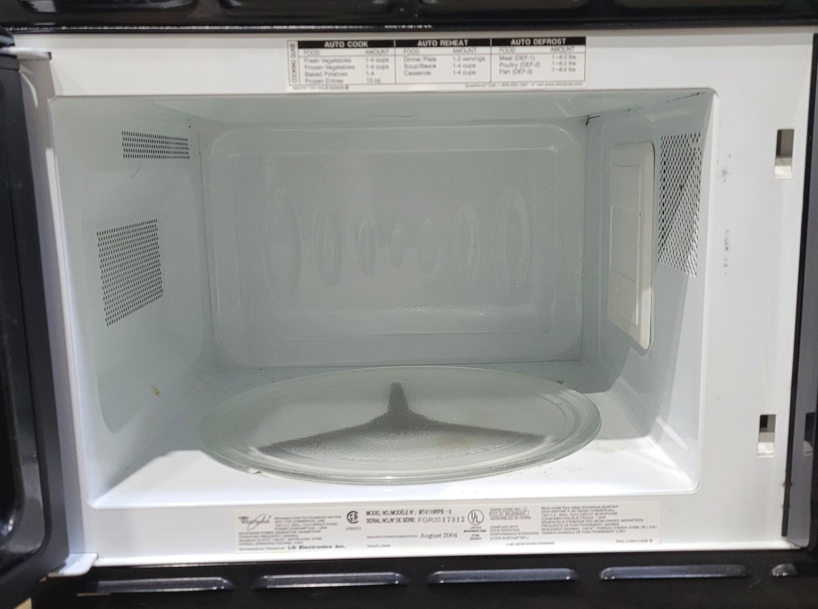 Used WHIRLPOOL RV Microwave 20 1/4