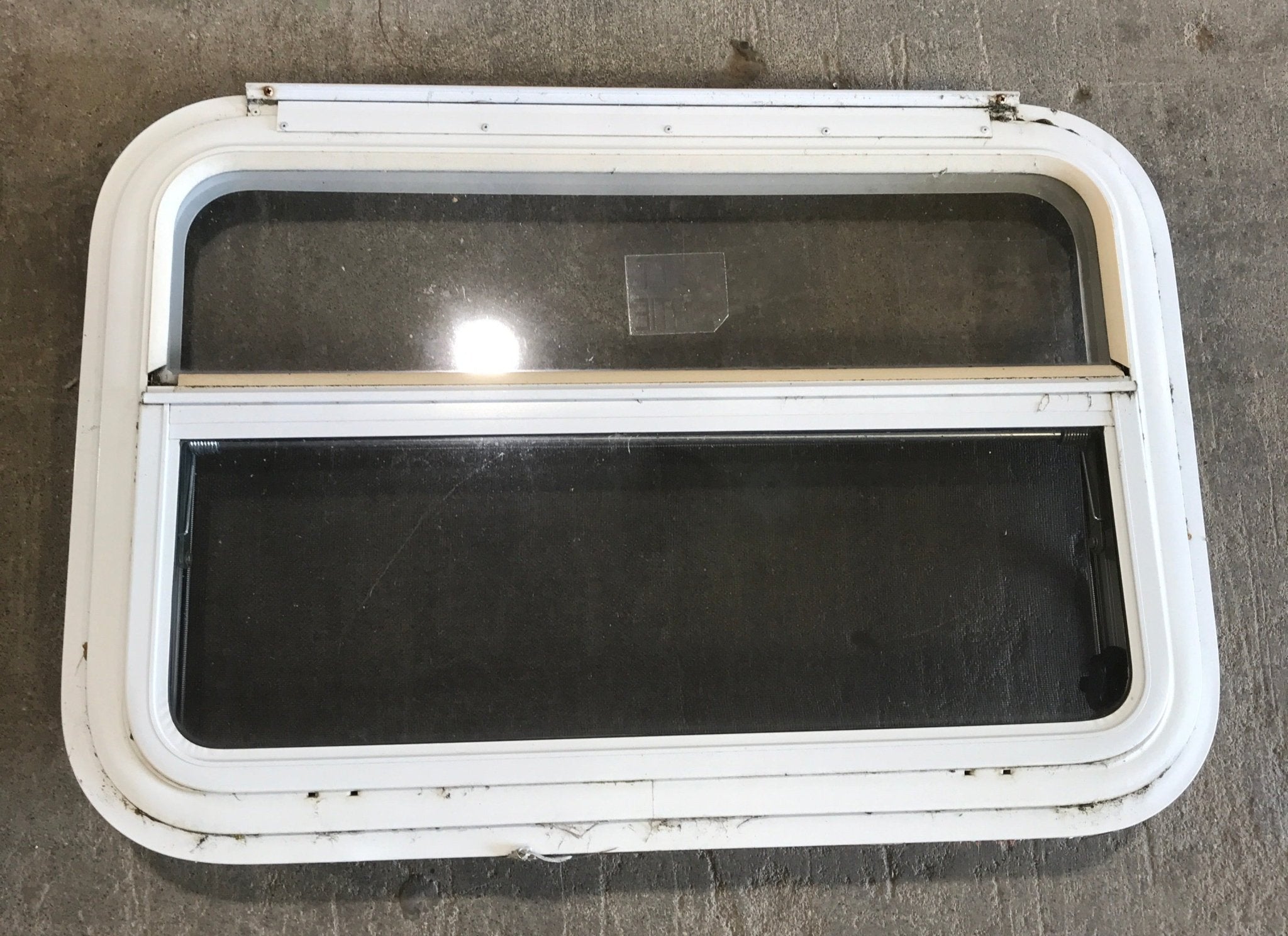 Used White Radius Emergency Opening Window : 29 1/4" W x 19 1/2" H x 1 1/2" D - Young Farts RV Parts