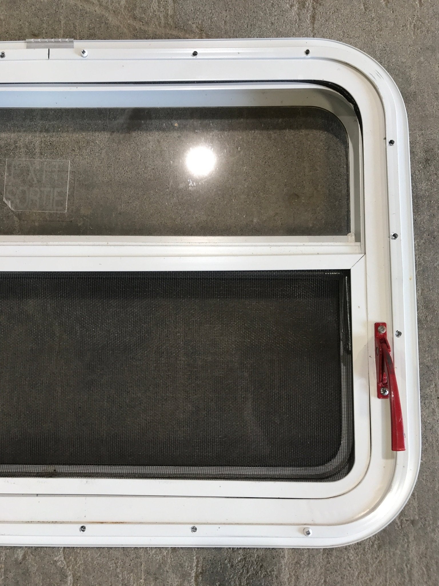 Used White Radius Emergency Opening Window : 29 1/4" W x 19 1/2" H x 1 1/2" D - Young Farts RV Parts