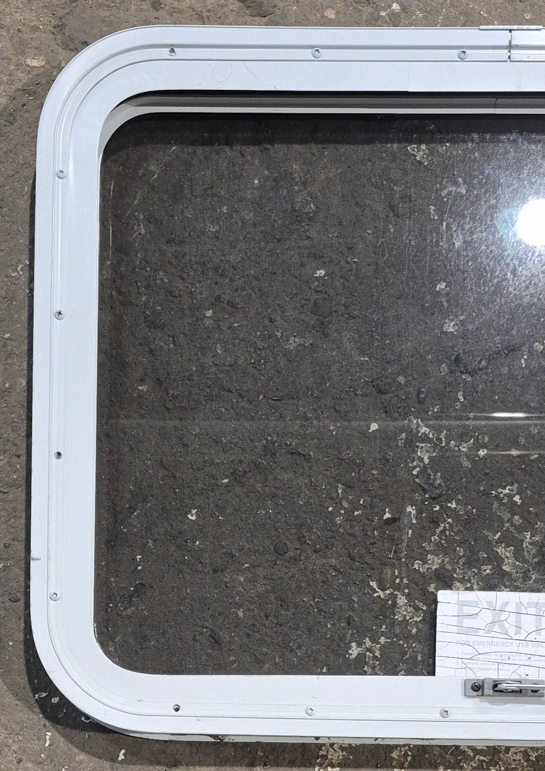 Used White Radius Emergency Opening Window : 29 1/4" W x 21 1/4" H x 1 3/4" D - Young Farts RV Parts