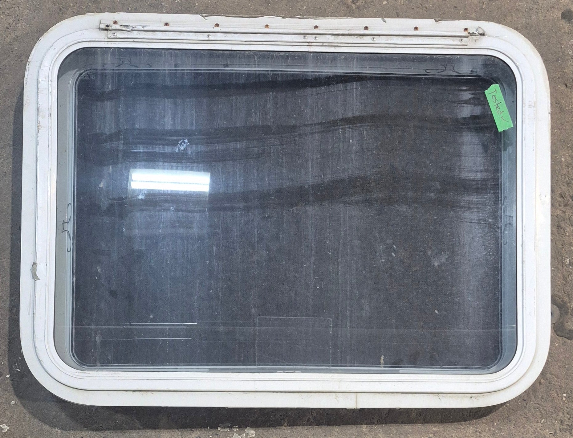 Used White Radius Emergency Opening Window : 29 1/4" W x 21 1/4" H x 1 7/8" D - Young Farts RV Parts