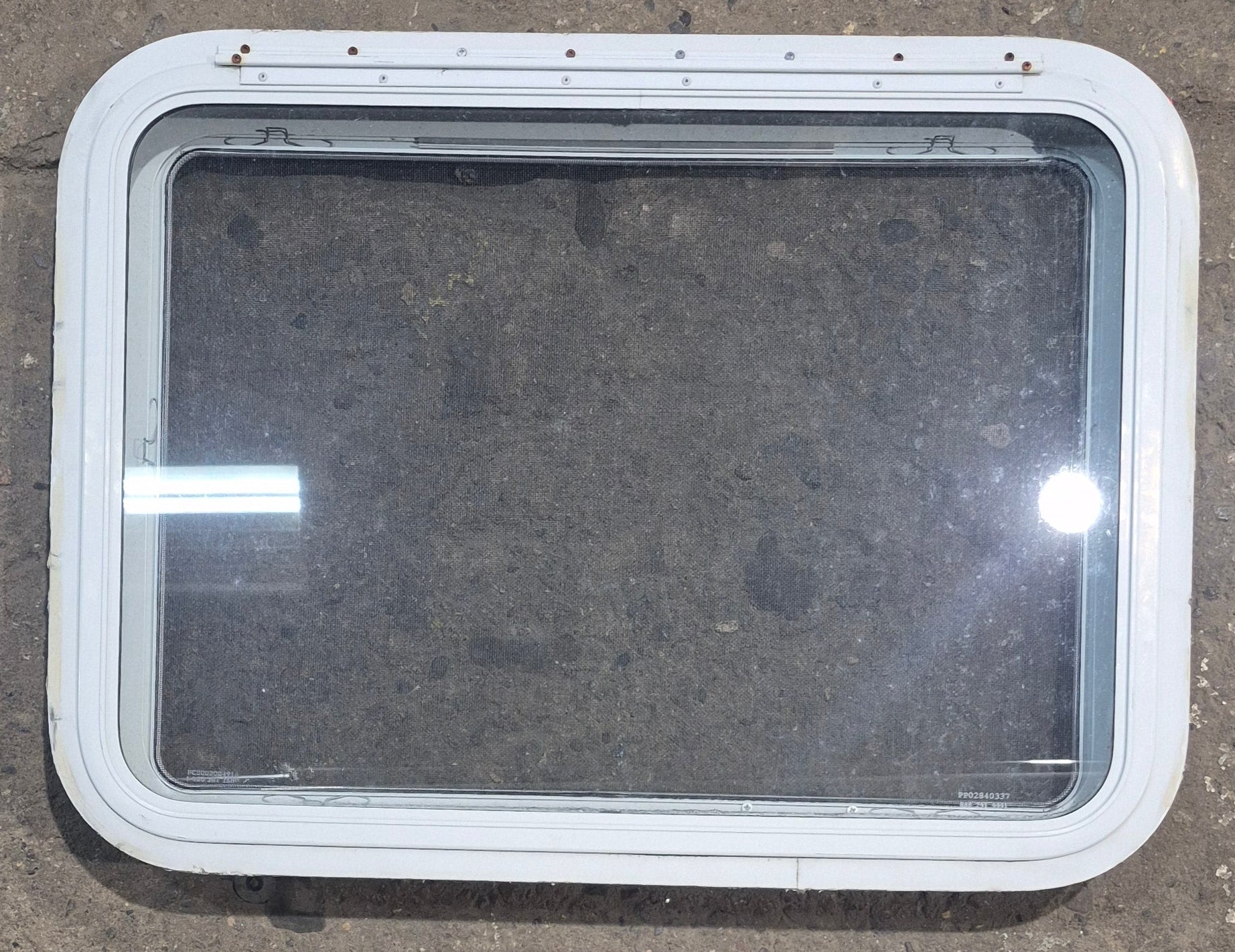 Used White Radius Emergency Opening Window : 29 1/4" W x 21 1/4" H x 1 7/8" D - Young Farts RV Parts