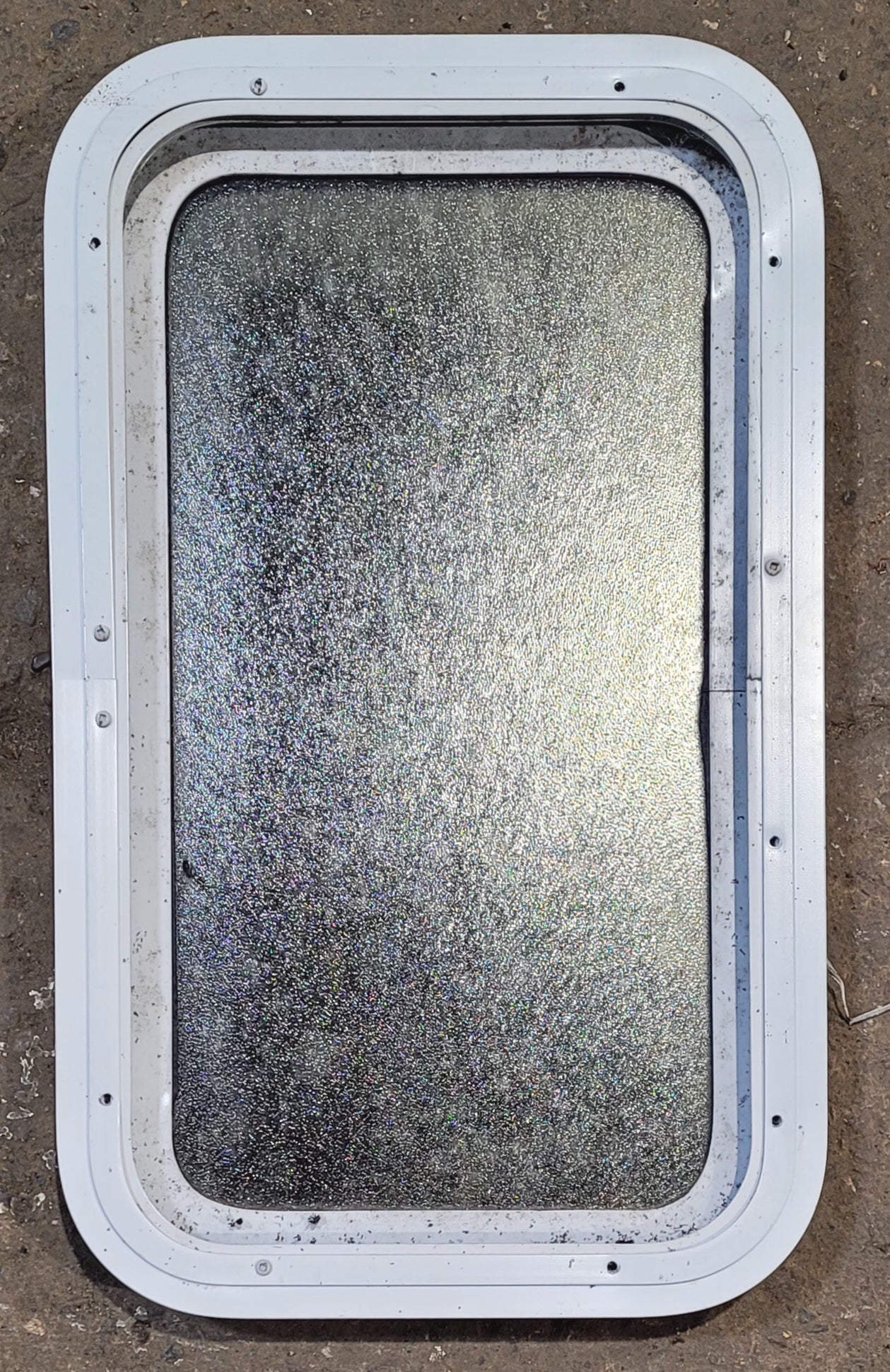 Used White Radius Non Opening Window : 13 1/2