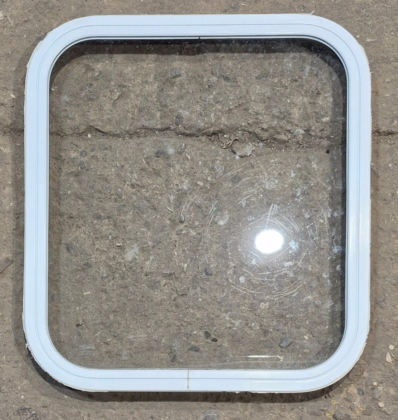 Used White Radius Non Opening Window : 19 1/2" W x 21 1/2" H x 1" D - Young Farts RV Parts