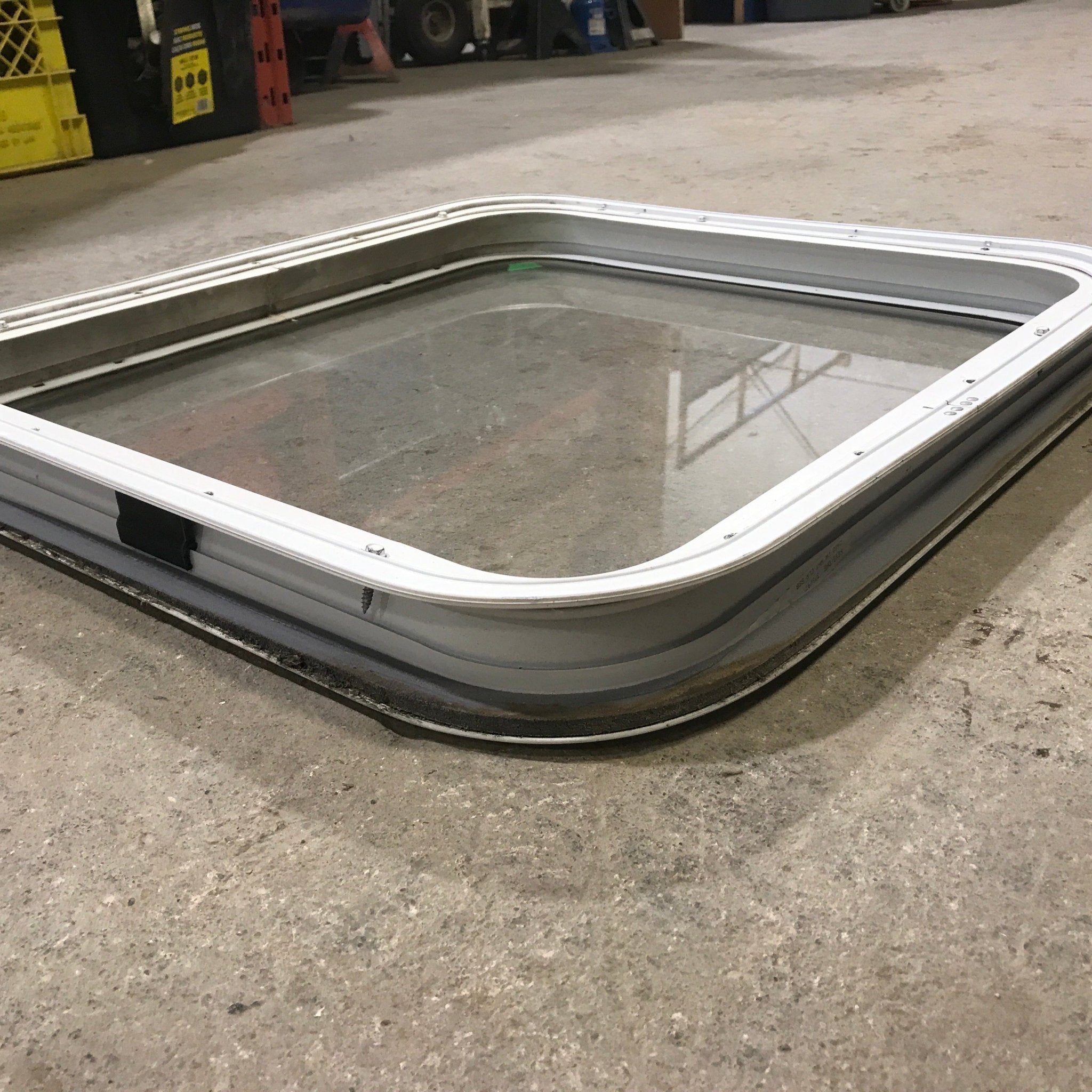 Used White Radius Non Opening Window : 23 1/2" W x 21 1/2" H x 1 7/8" D - Young Farts RV Parts