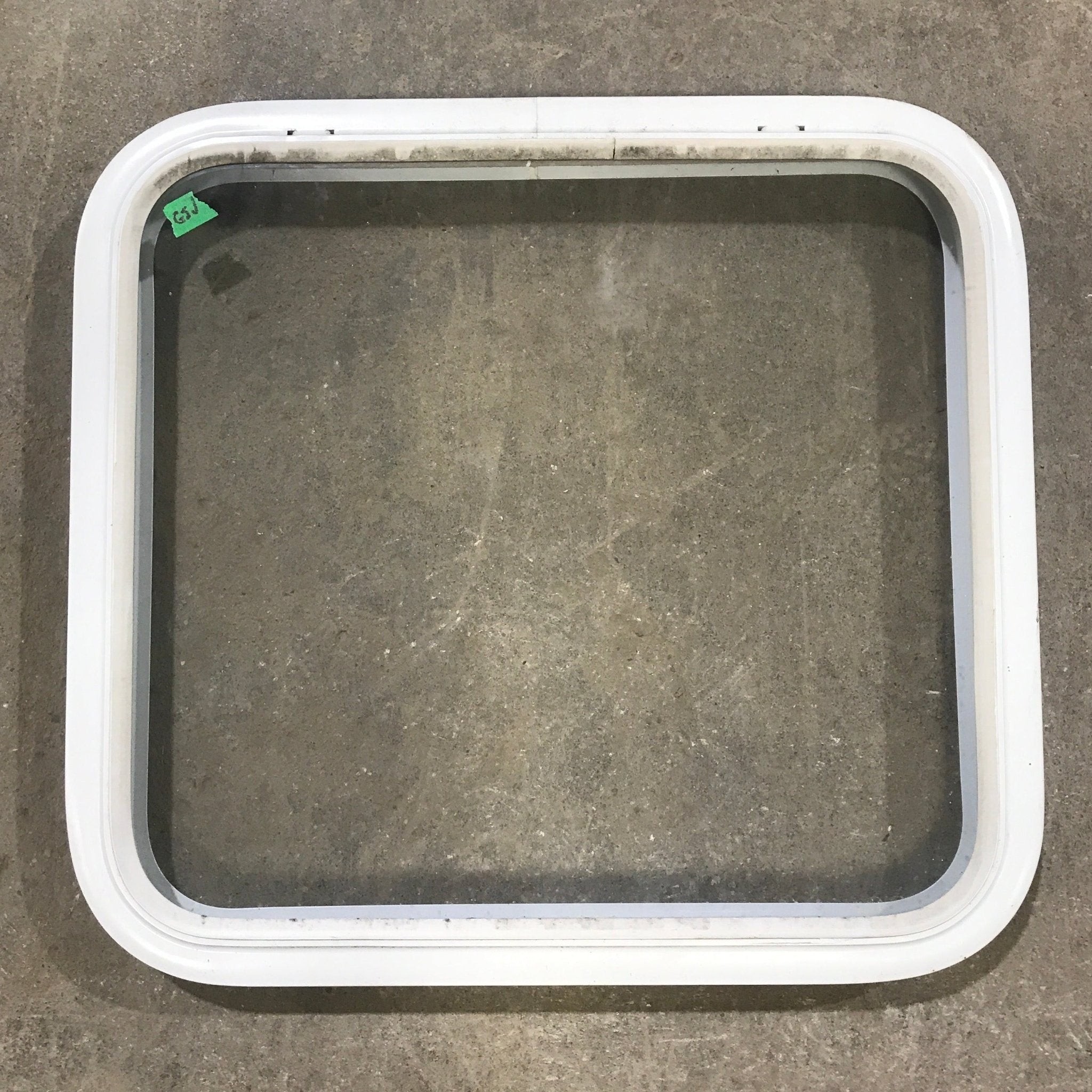 Used White Radius Non Opening Window : 23 1/2" W x 21 1/2" H x 1 7/8" D - Young Farts RV Parts
