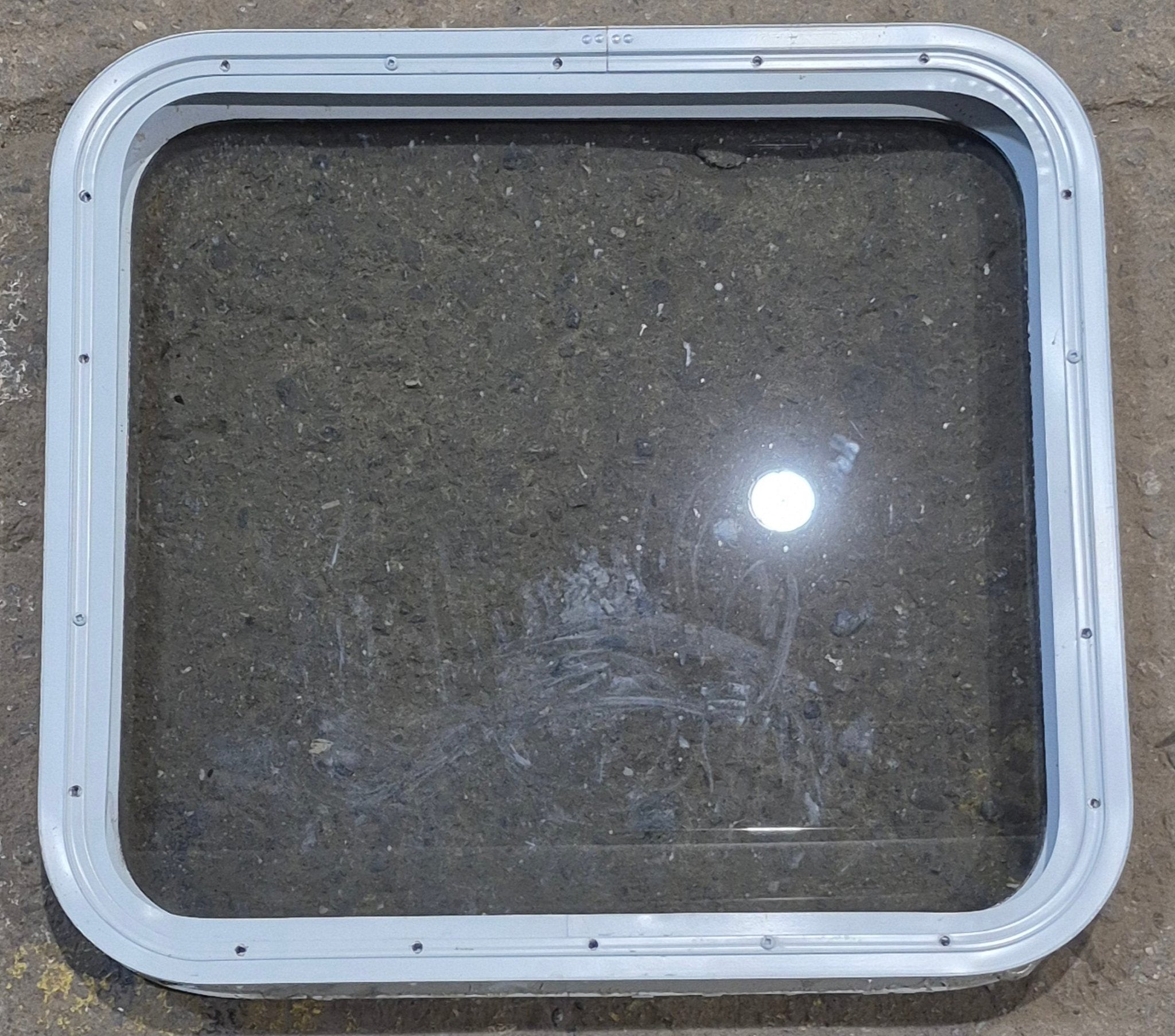 Used White Radius Non Opening Window : 23 1/2" W x 21 1/4" H x 1 7/8" D - Young Farts RV Parts