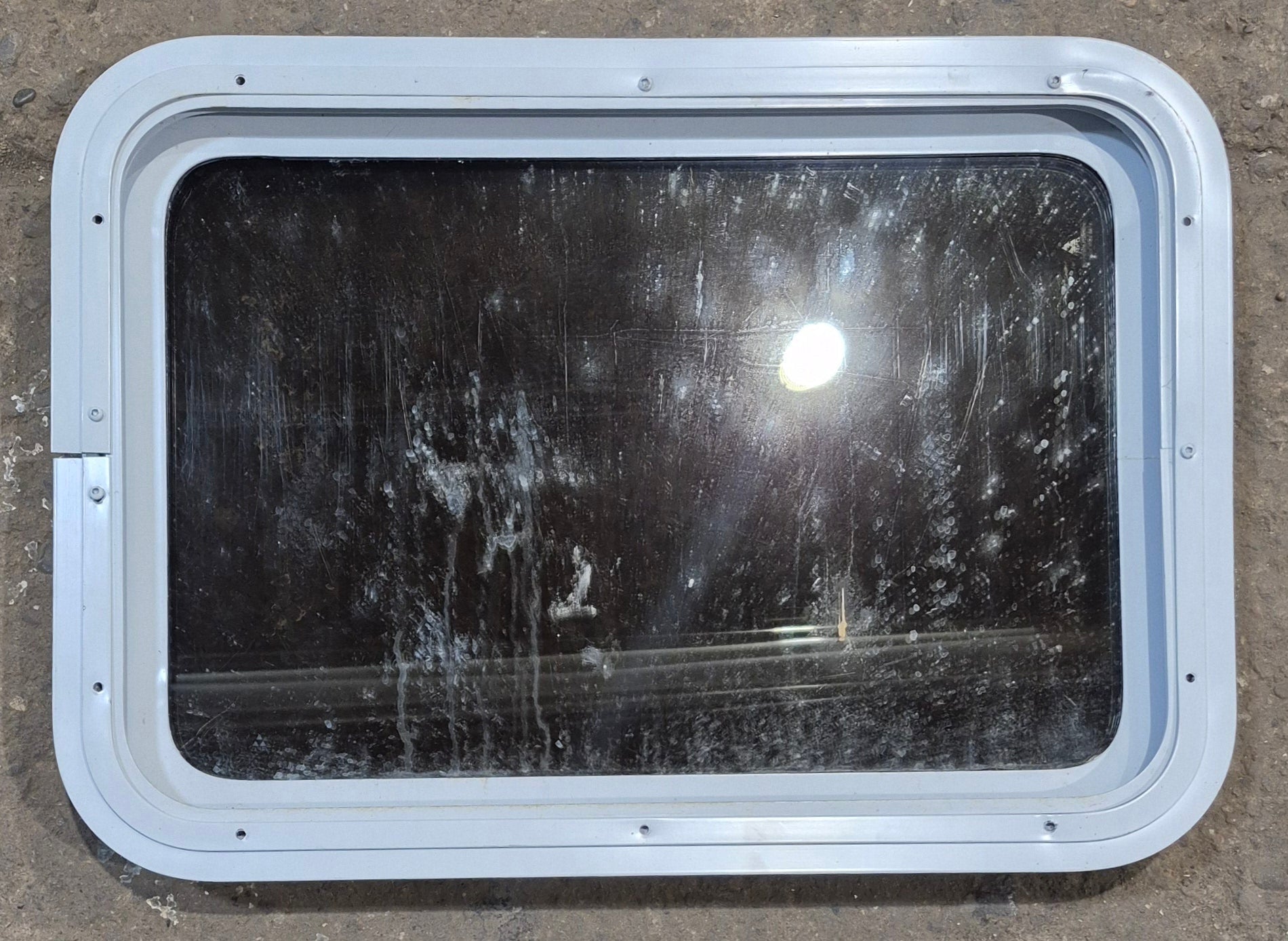 Used White Radius Non Opening Window : 24" W x 16 1/2" H x 1 7/8" D - Young Farts RV Parts