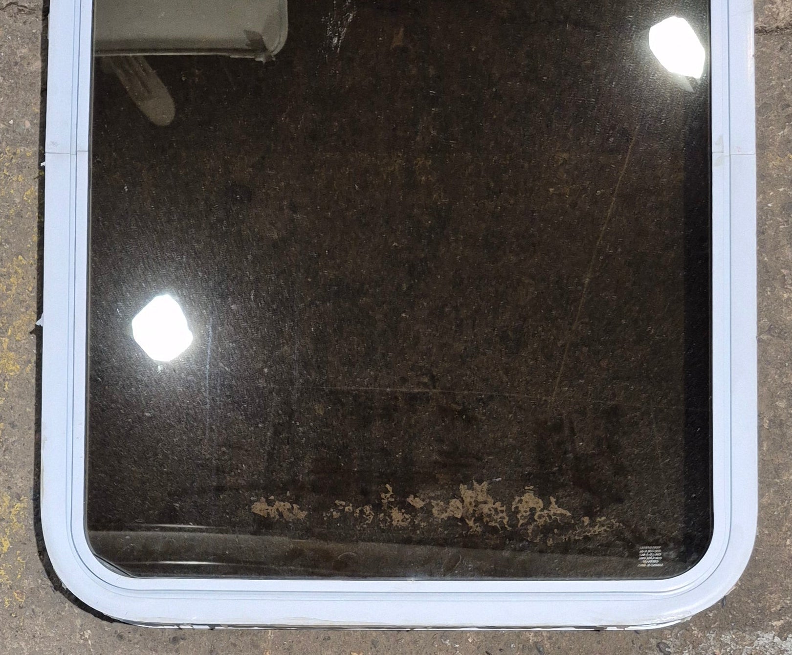 Used White Radius Non Opening Window : 26 1/4" W x 35 1/2" H x 1 7/8" D - Young Farts RV Parts