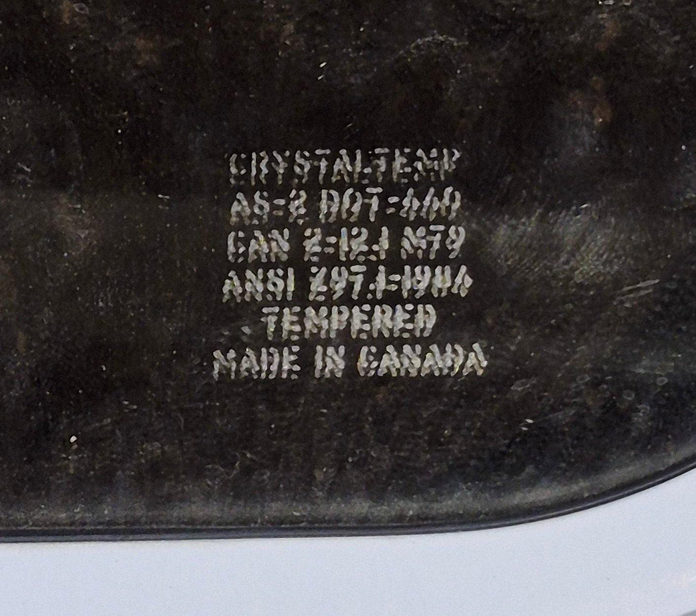 Used White Radius Non Opening Window : 26 1/4" W x 35 1/2" H x 1 7/8" D - Young Farts RV Parts