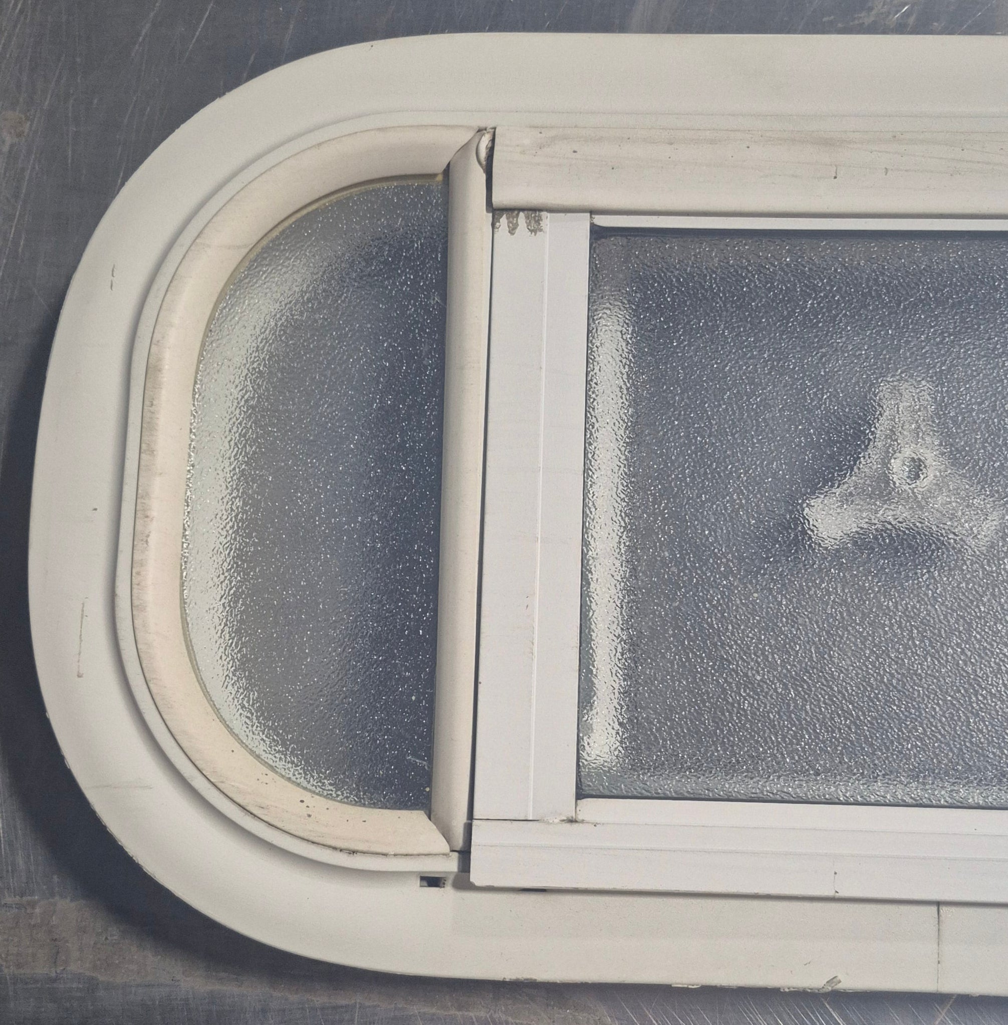 Used White Radius Opening Window : 17 1/2" W x 8 1/2" H x 1 1/8" D - Young Farts RV Parts