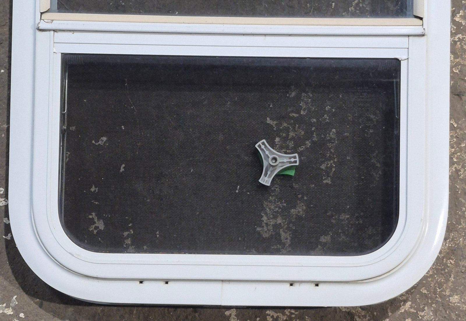 Used White Radius Opening Window : 17 1/4