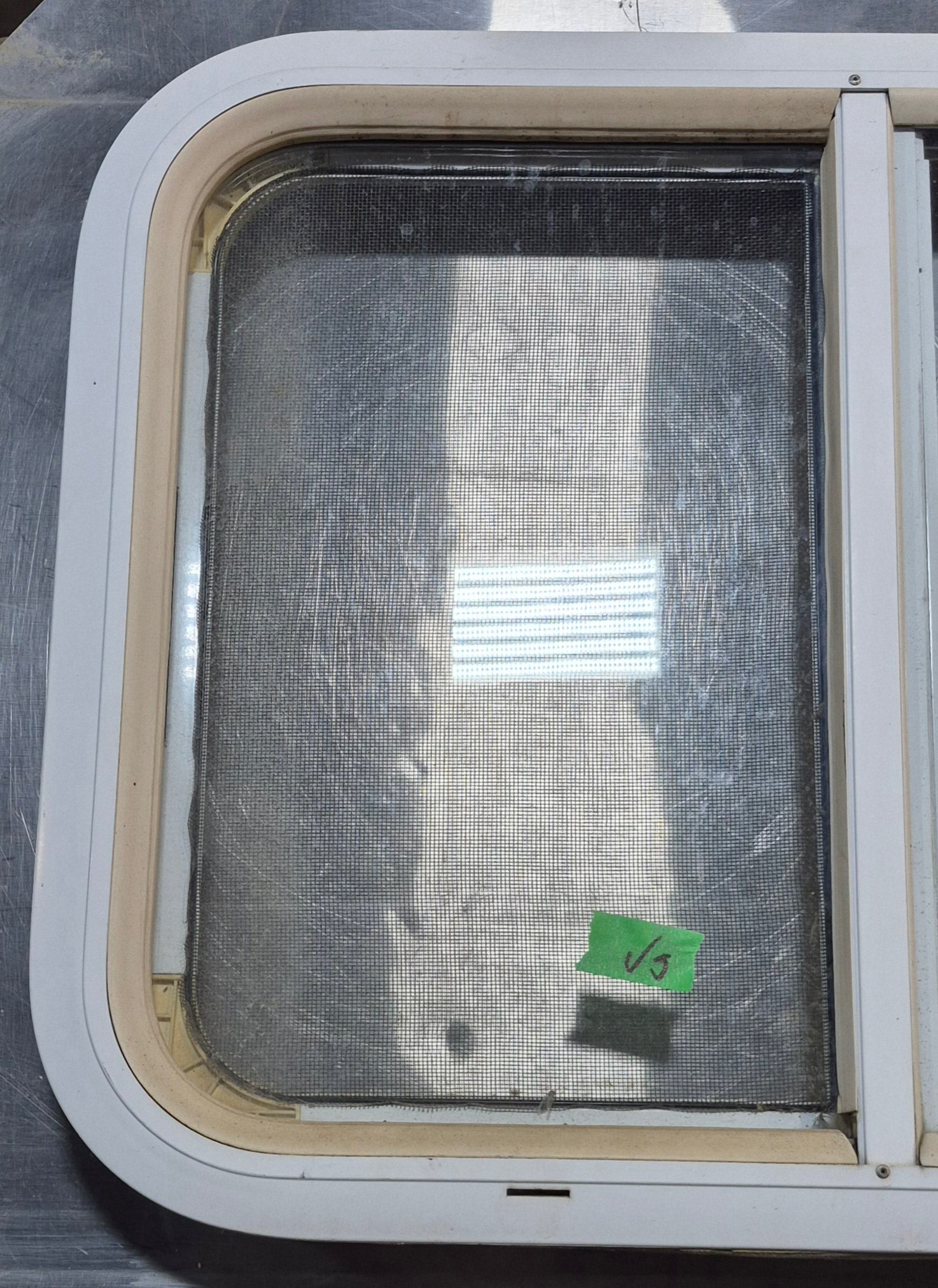 Used White Radius Opening Window : 23 1/2